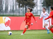 包含女足备战亚洲杯，全队备战士气高昂战术精益求精的词条